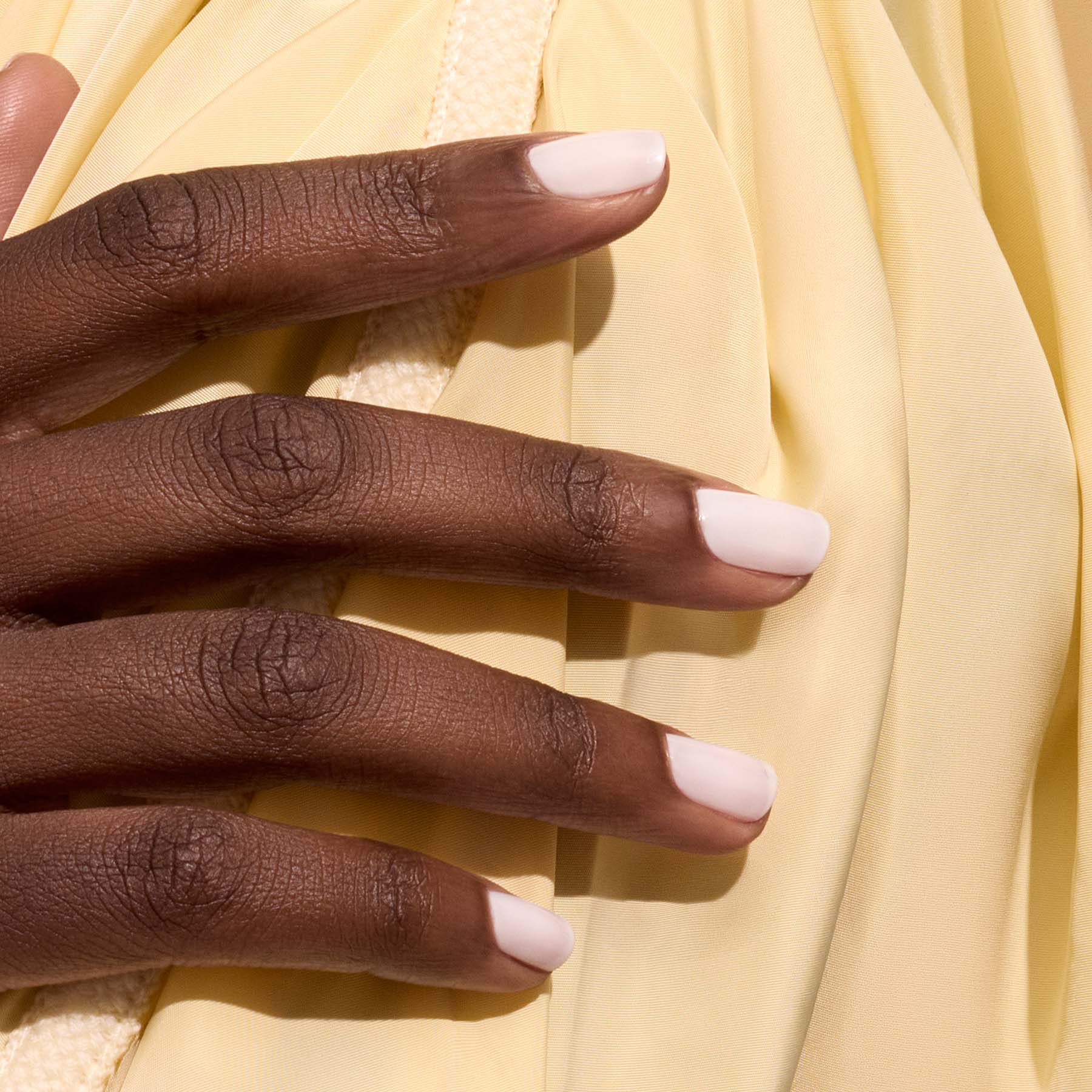 Vernis Milky White