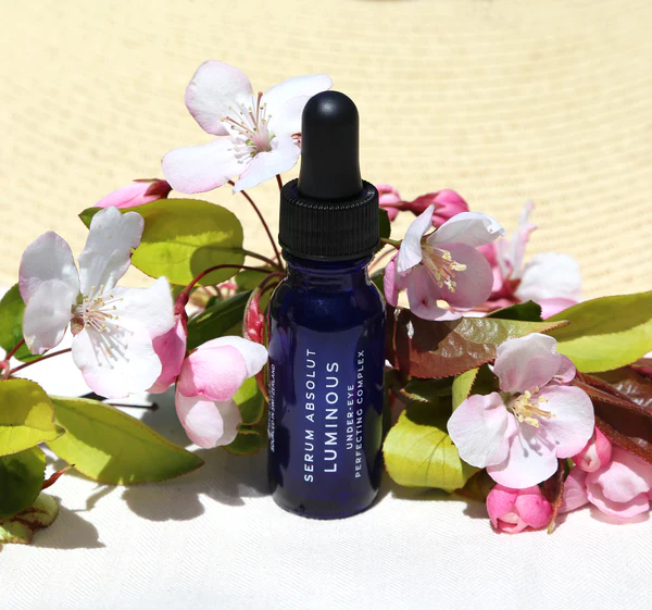 Luminous Eyes Serum